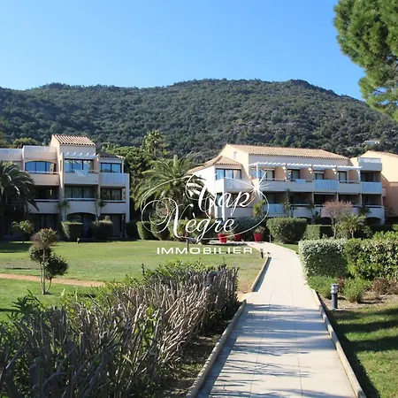 Entierement Renove Classe 2 Etoiles A 50m De La De Pramousquier Rayol-Canadel-sur-Mer